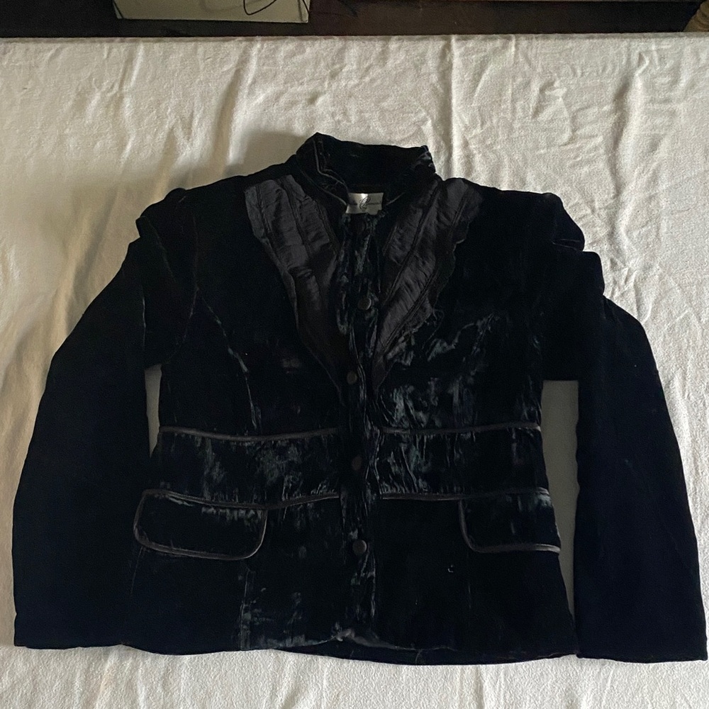 Hopeless Romantic vintage Victorian style black velvet&silk blazer med new/tags